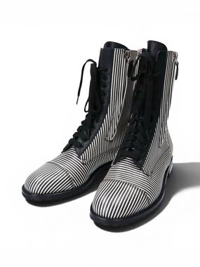 Manolo Blahnik RARE striped military style boots size 8.5, never worn